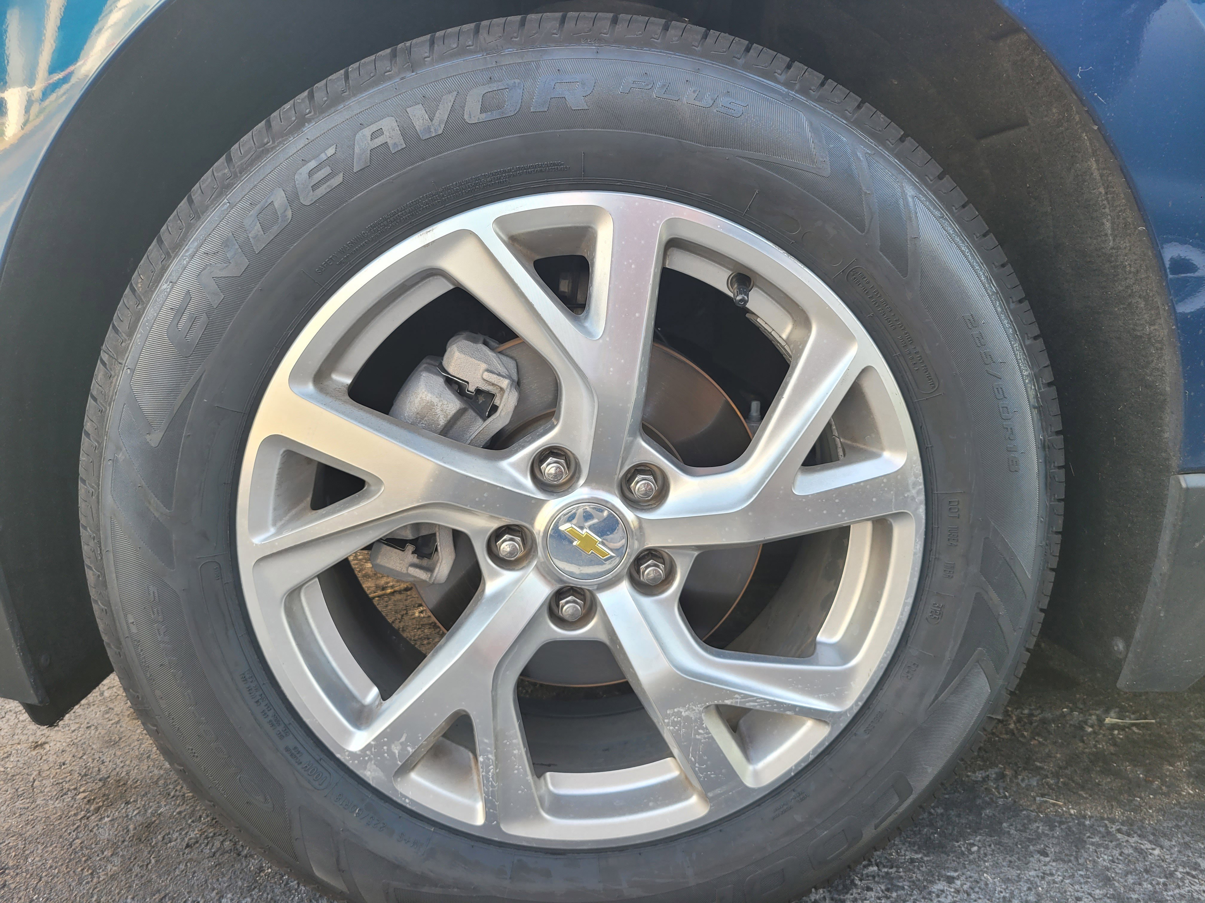 Used 2020 Pacific Blue Metallic Chevrolet Premier image 7
