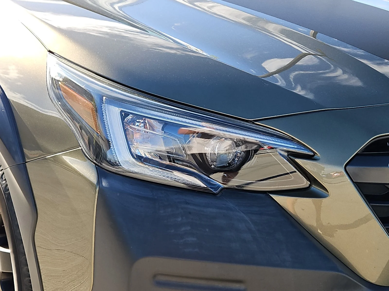 Used 2022 Autumn Green Metallic - AG4 Subaru Wilderness image 6