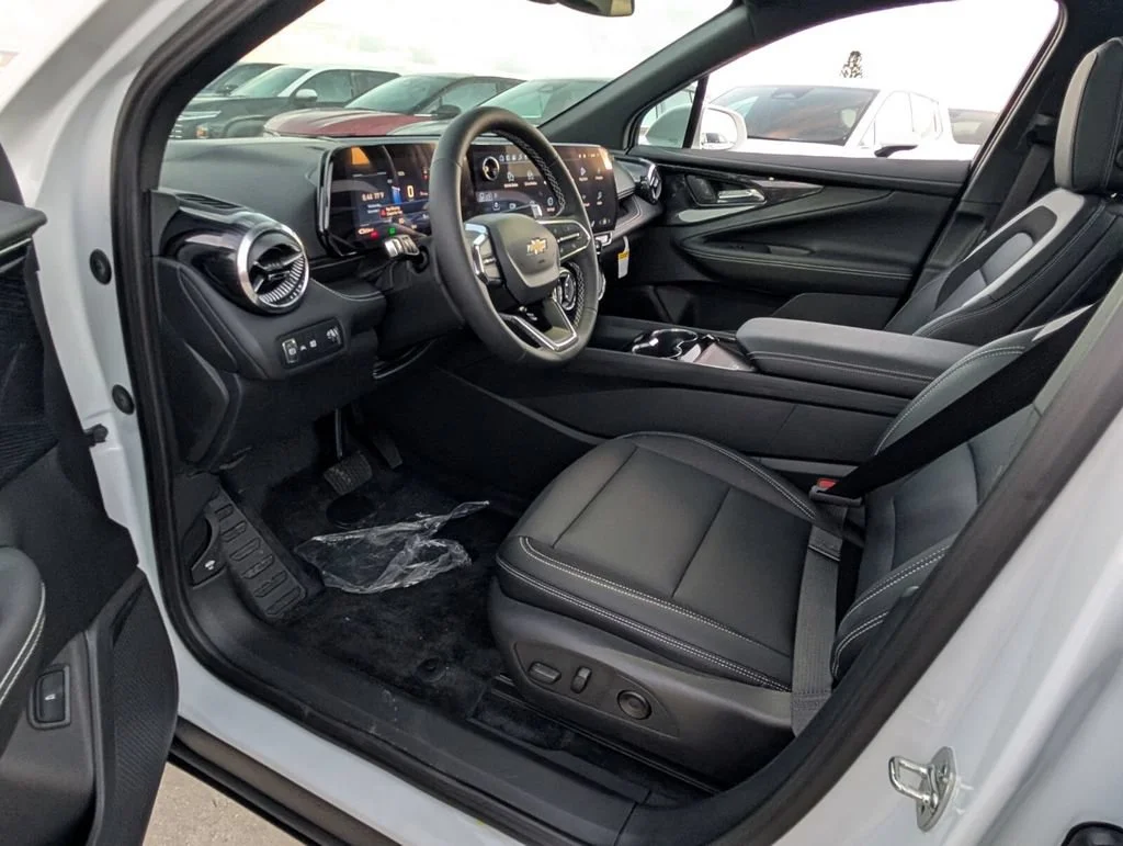 2026 Chevrolet Blazer EV LT - Photo 6