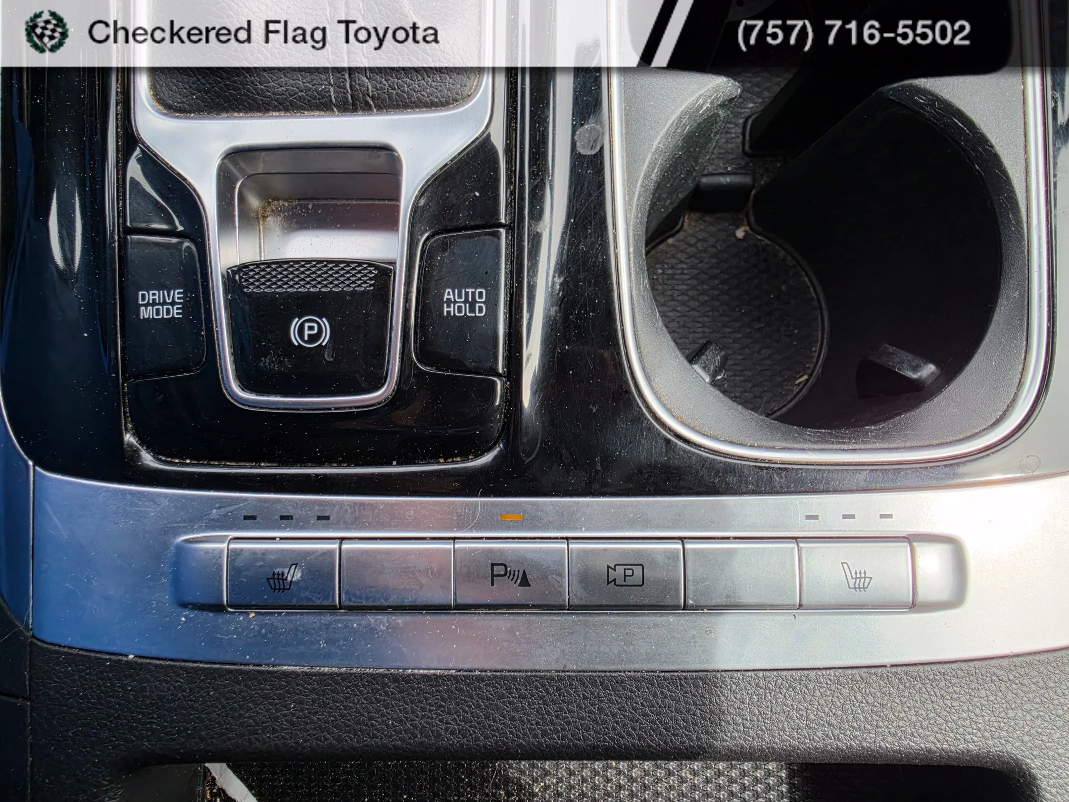 Used 2022 Ceramic Silver Kia EX image 18
