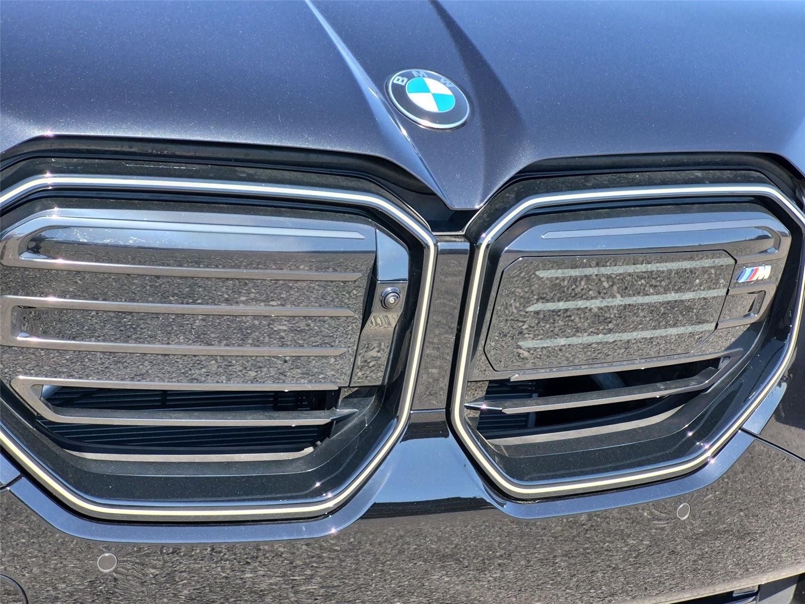 Used 2026 Black Sapphire Metallic BMW M50 xDrive image 14