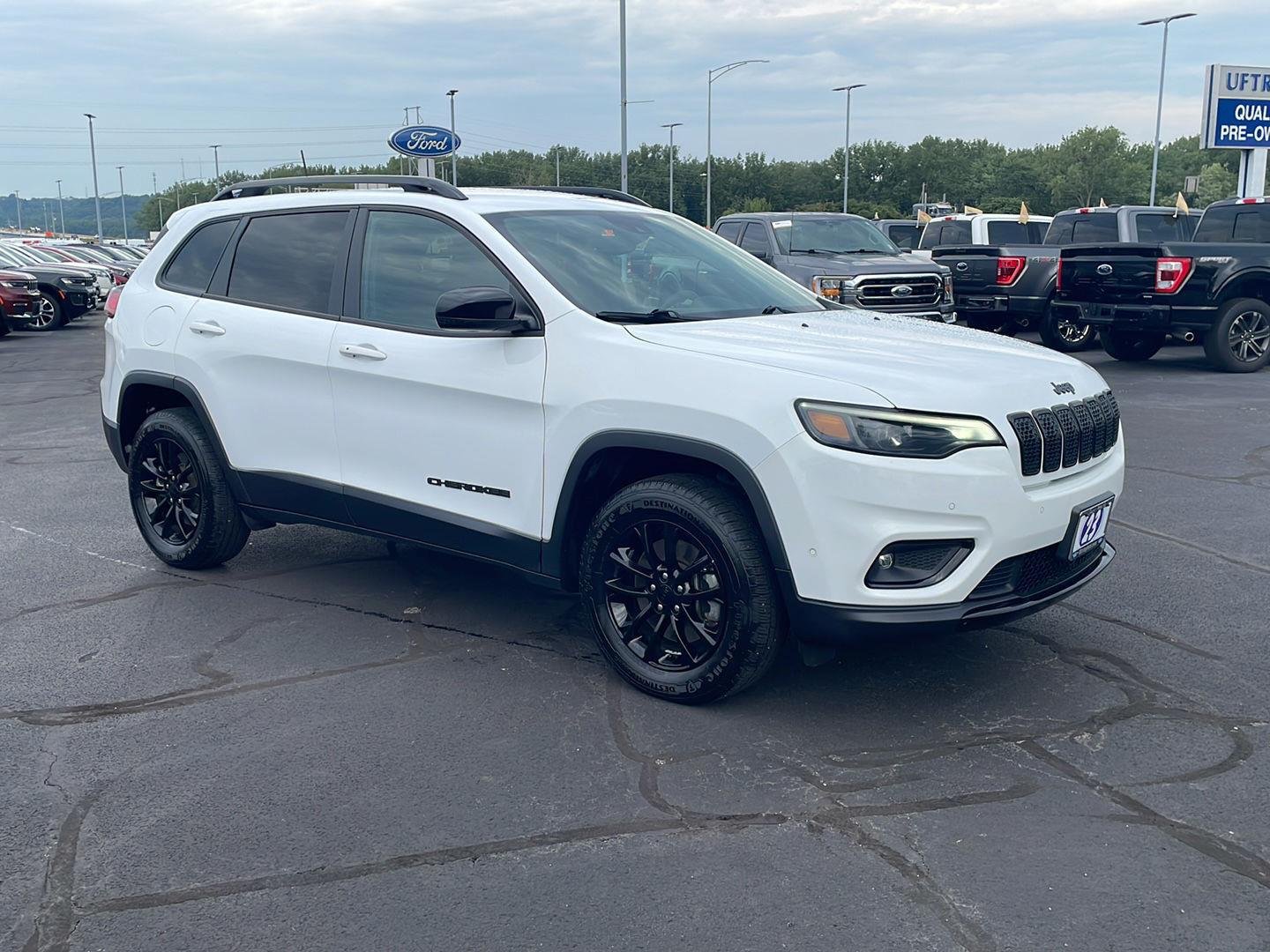 Used 2023 Bright White Clearcoat Jeep Altitude Lux image 7