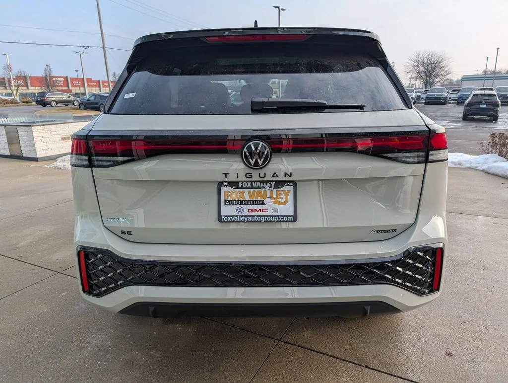 New 2026 Silver Volkswagen 2.0T SE R-Line Black image 5