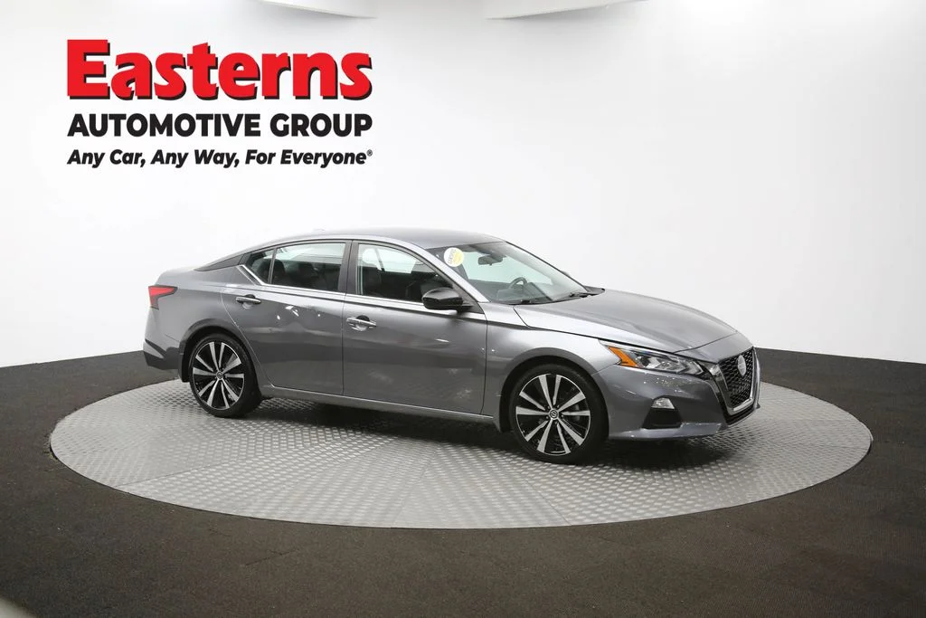 Used 2022 Gray Nissan 2.5 SR image 43