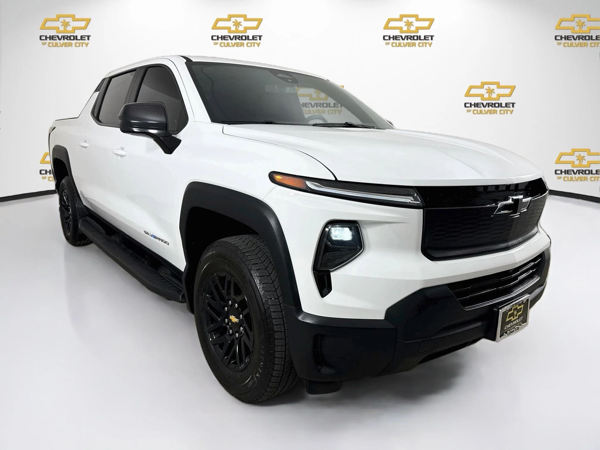 Used 2024 Summit White Chevrolet Work Truck image 1
