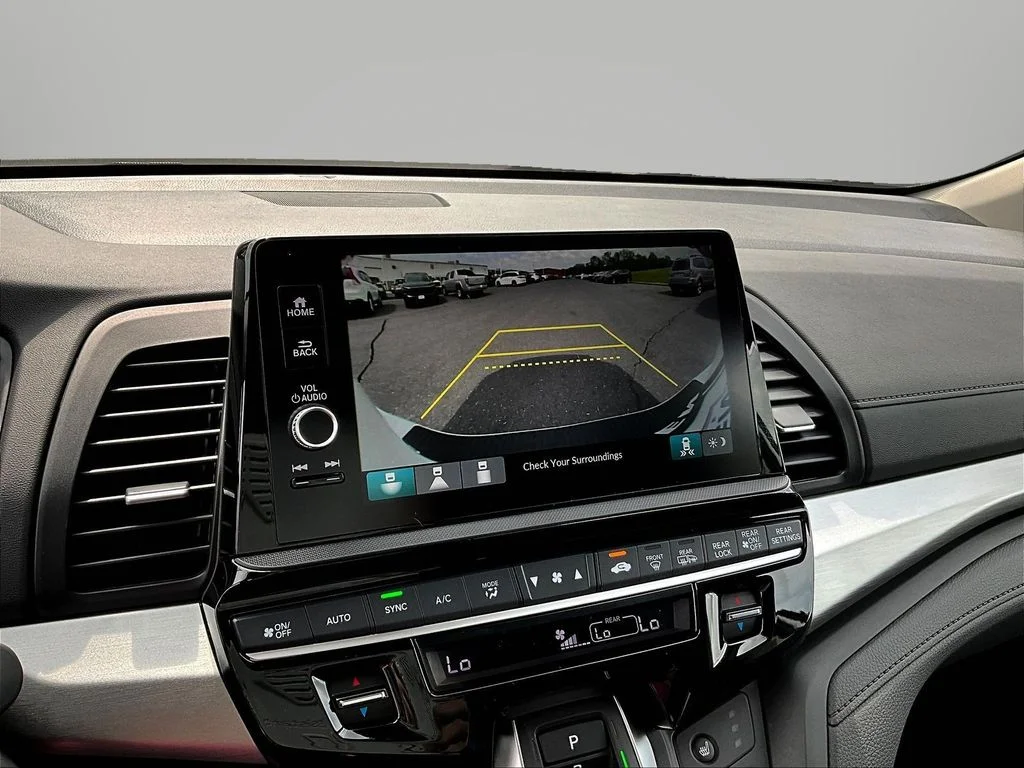 New 2026 Platinum White Pearl Honda EX-L image 15
