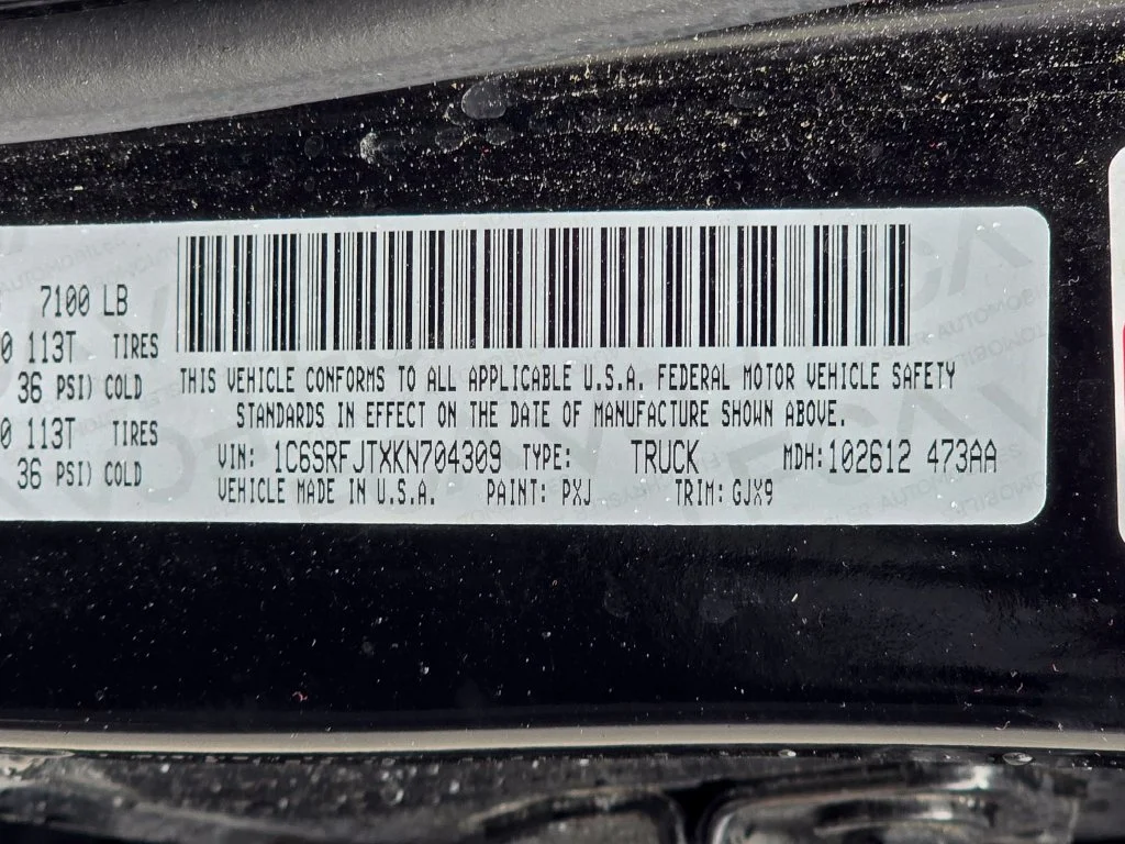 Used 2019 Black Ram Laramie image 23