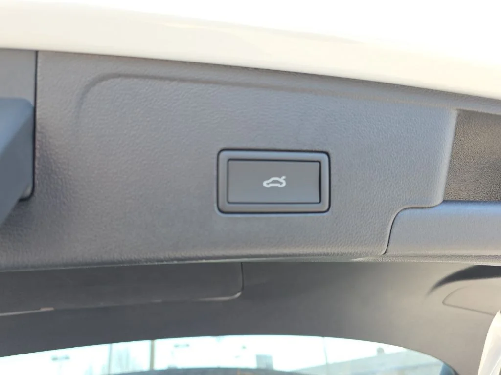 New 2026 Opal White Pearl Volkswagen 2.0T SEL R-Line Black image 34