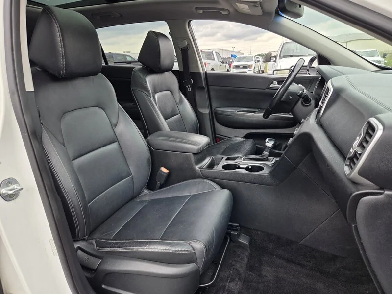 Used 2017 Snow White Pearl KIA EX FWD image 15