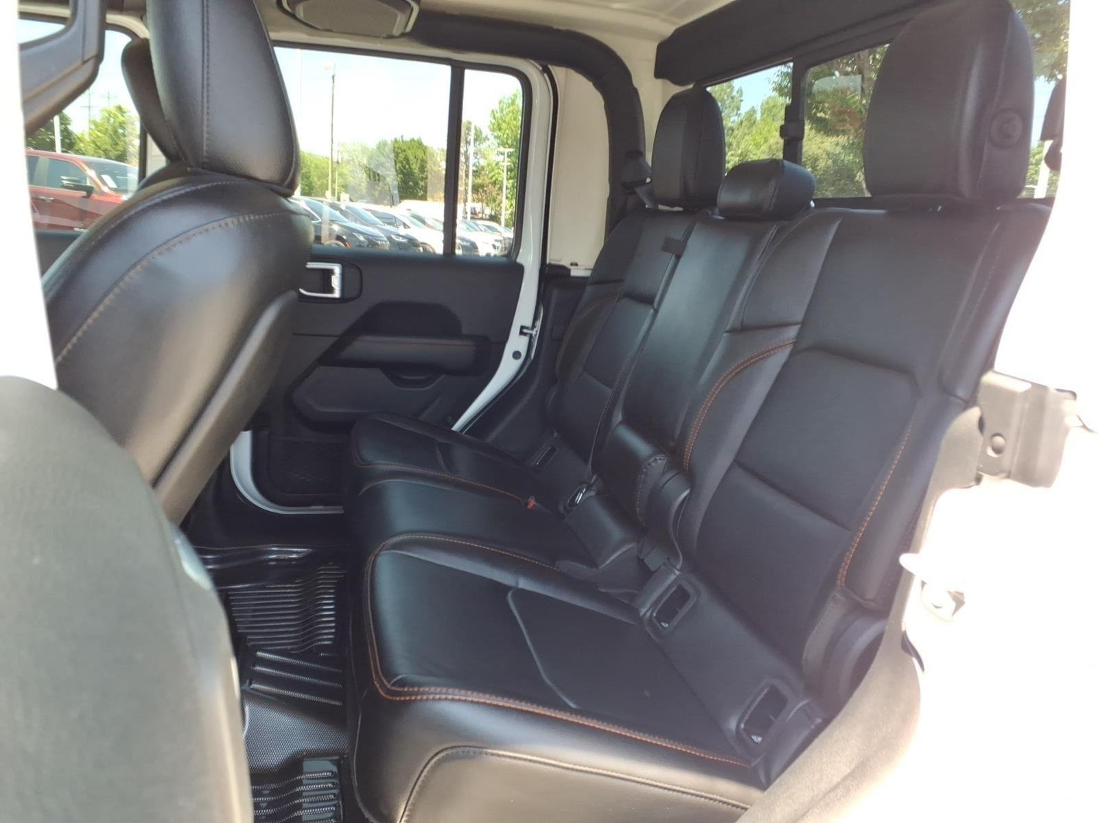 Used 2021 Bright White Clearcoat Jeep Mojave image 20