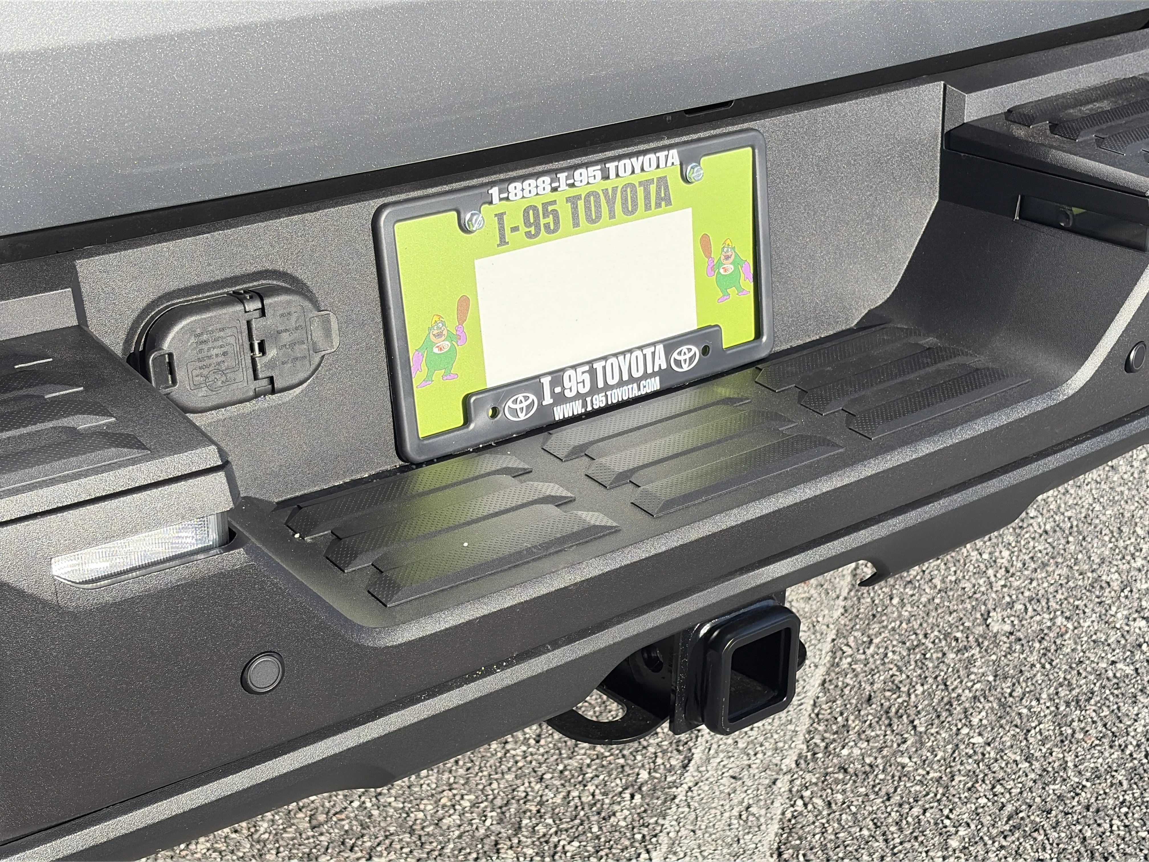2026 Toyota Tundra SR5 - Photo 25
