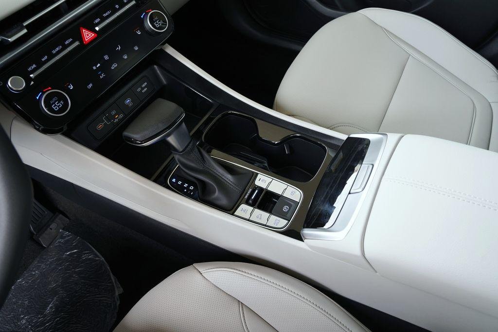 New 2026 Serenity White Pearl Hyundai SEL Plus image 20