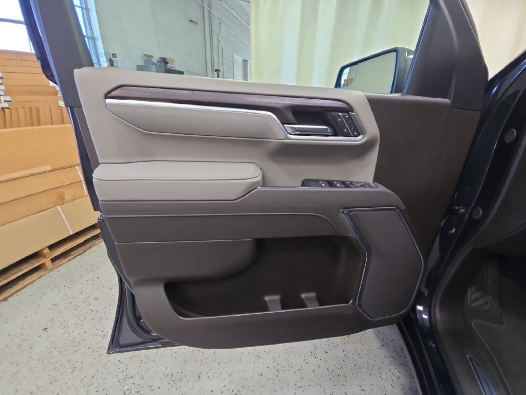 2025 GMC Sierra 1500 SLT - Photo 30