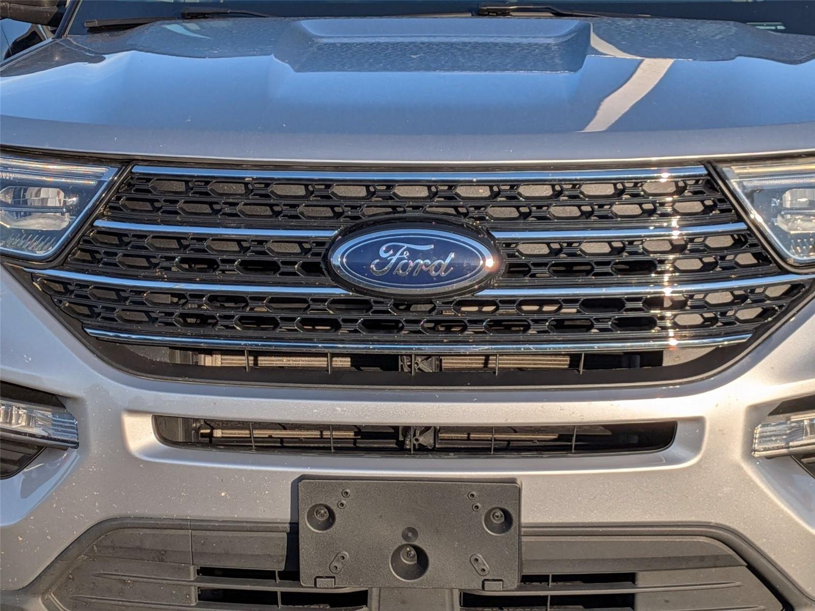 Used 2020 Iconic Silver Metallic Ford XLT image 2