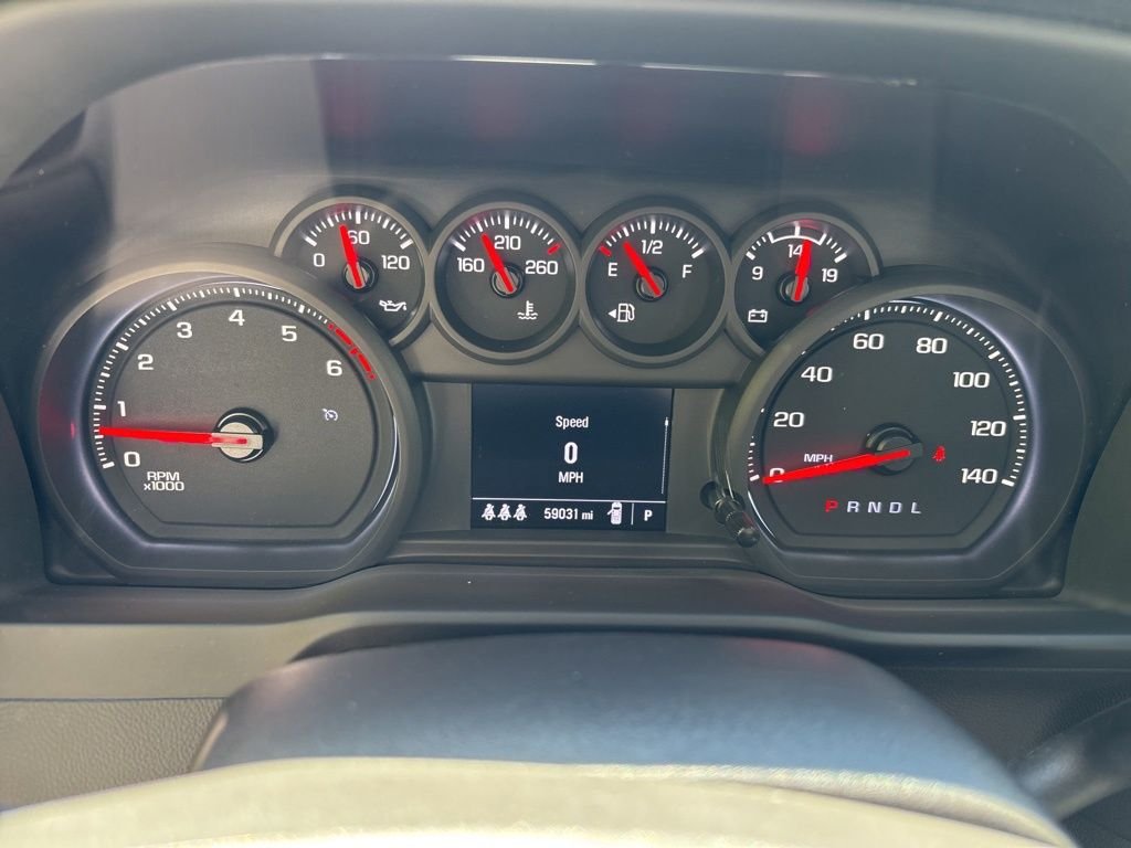 Used 2024 White Chevrolet Custom image 29
