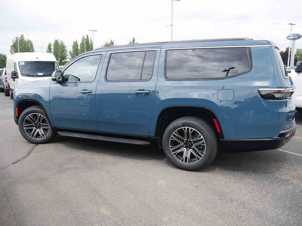 New 2026 Steel Blue Exterior Paint Jeep Grand Wagoneer image 17