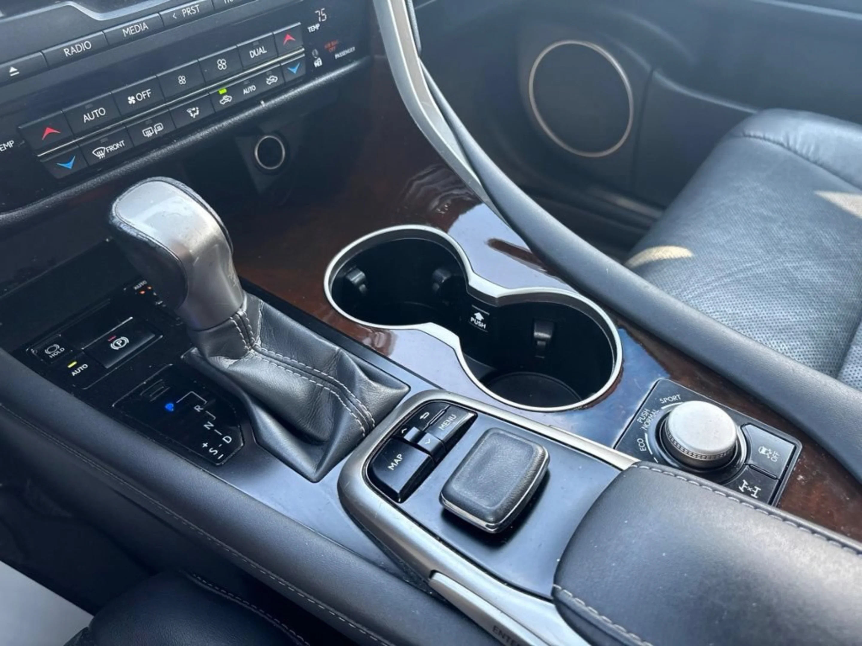 Used 2019 Silver Lexus 350 image 15