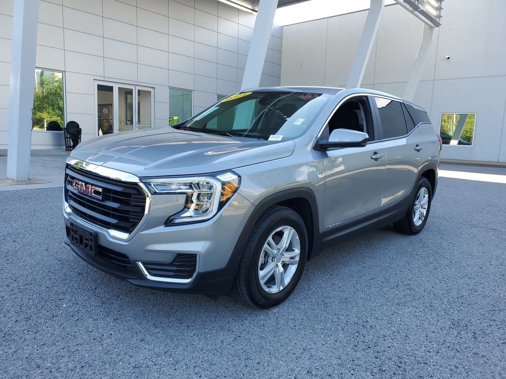 Used 2024 Silver GMC SLE image 2