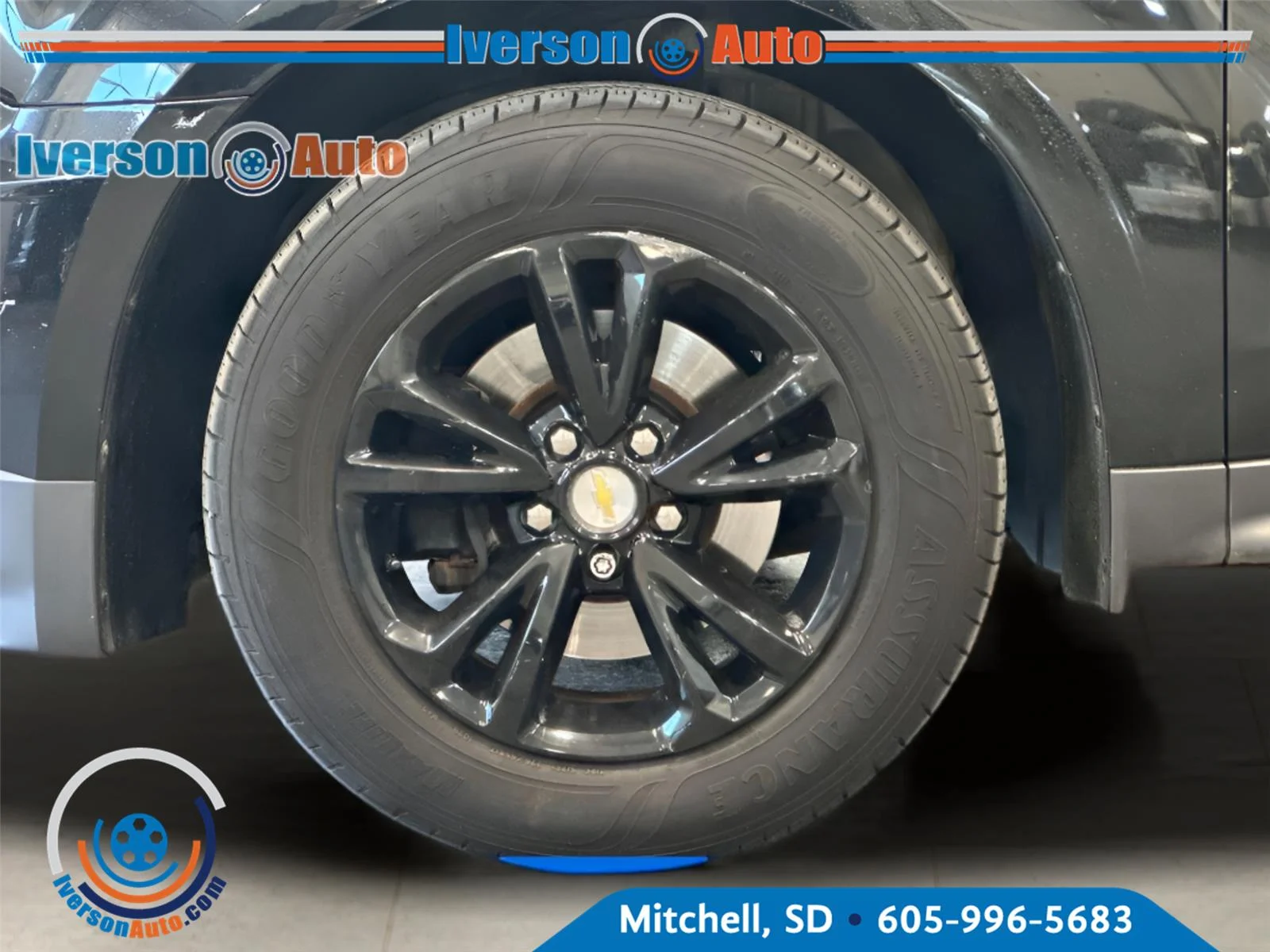 Used 2017 Mosaic Black Metallic Chevrolet LT image 11