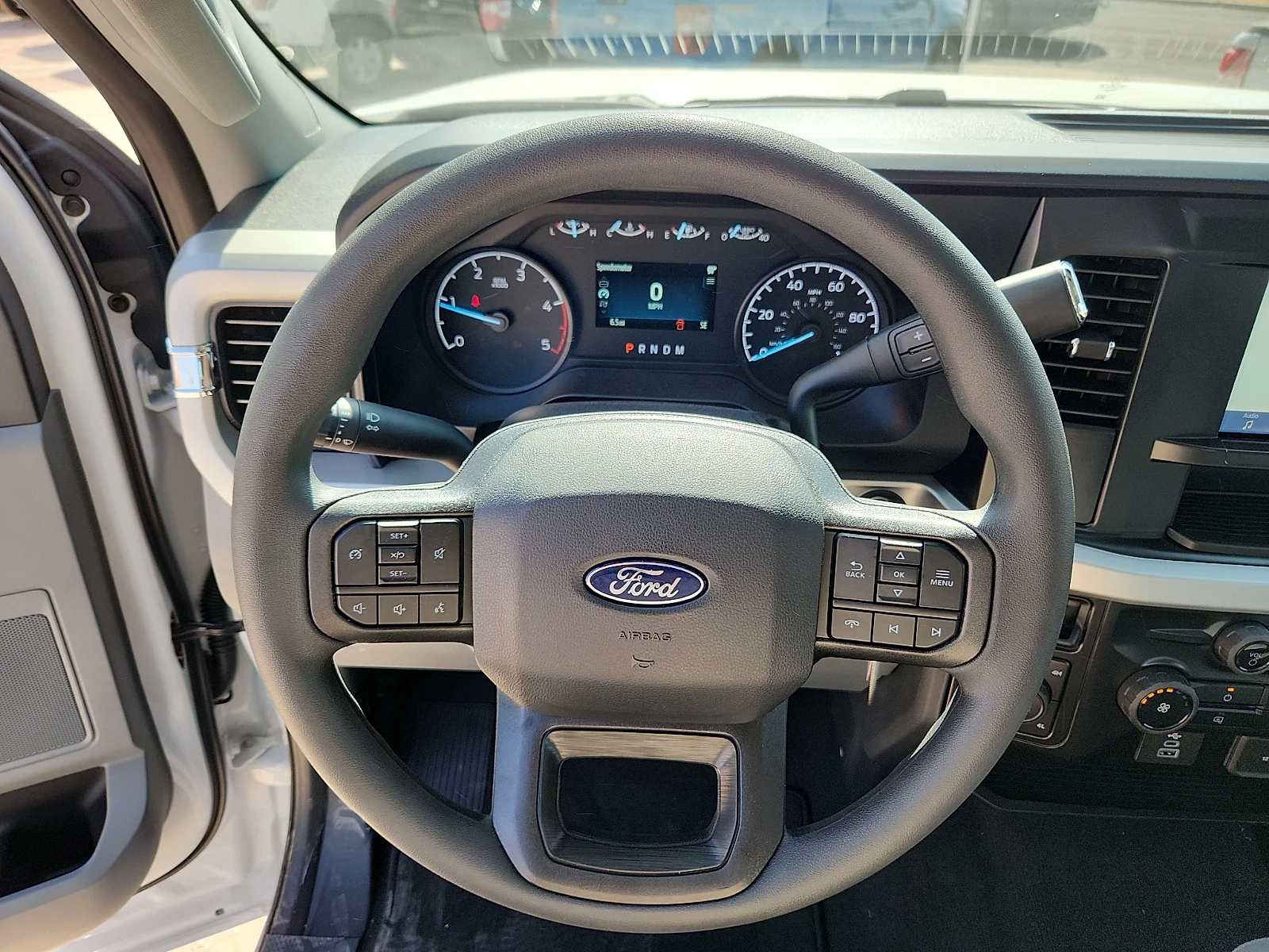 New 2027 Oxford White Ford XL image 21