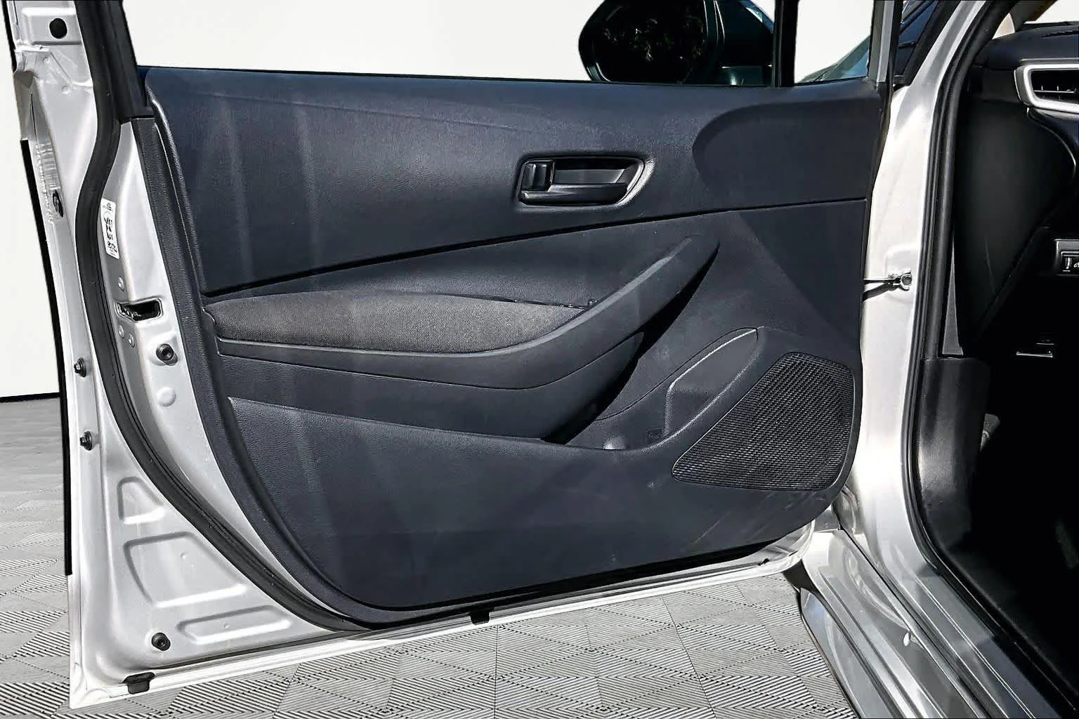 Used 2025 Classic Silver Metallic Toyota LE image 22