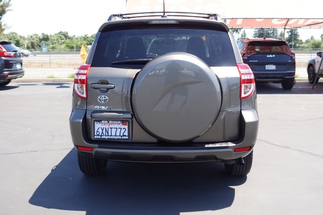 Used 2012 Brown Toyota Base image 9