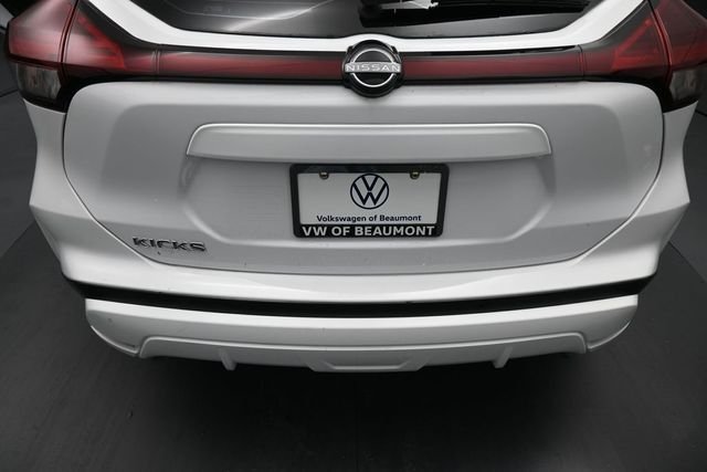 Used 2024 White Nissan S image 10