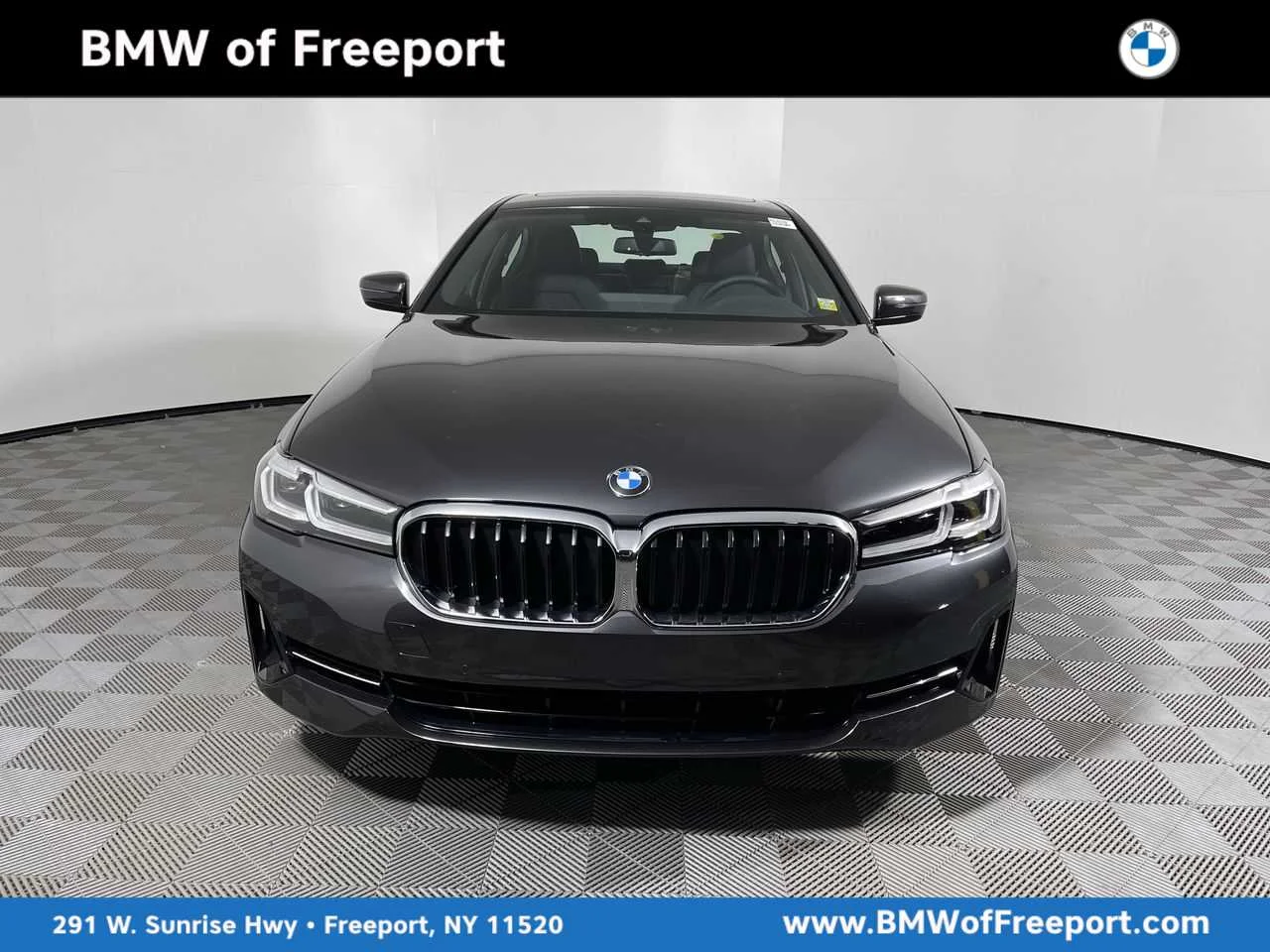 2023 BMW 5 Series 530i xDrive Sedan's photo