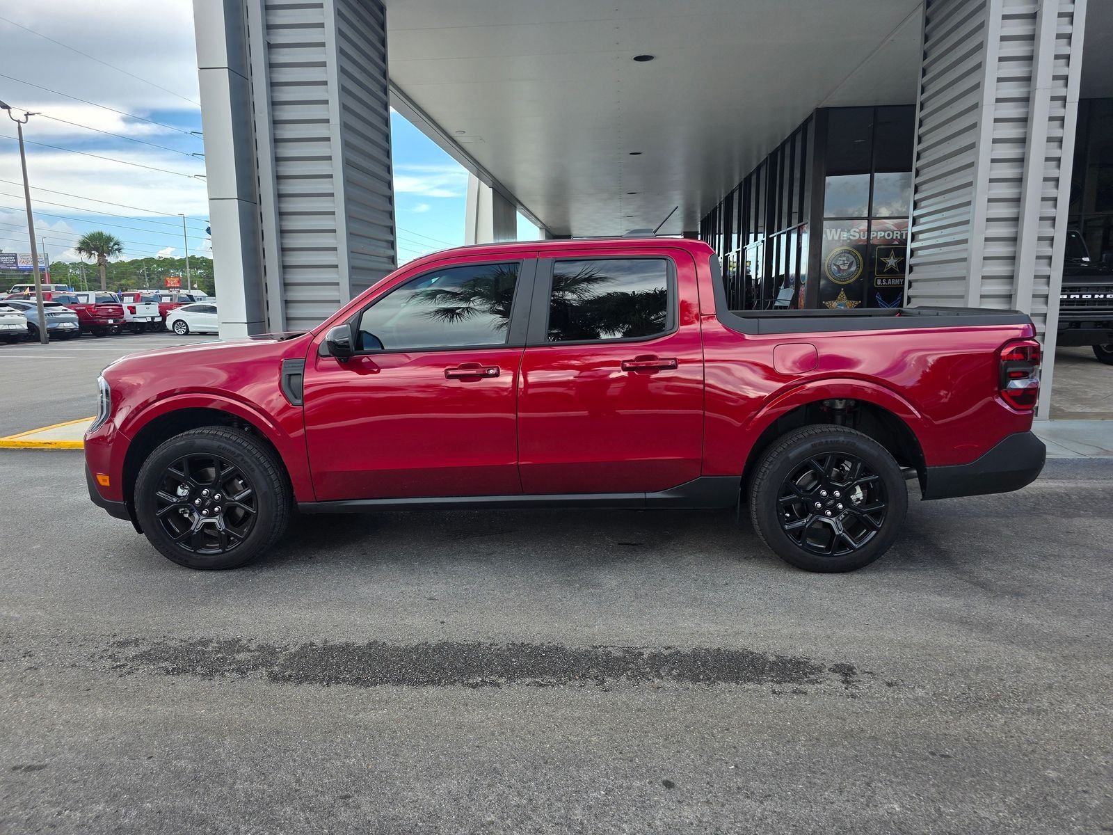 Used 2026 Red Ford Lariat image 6