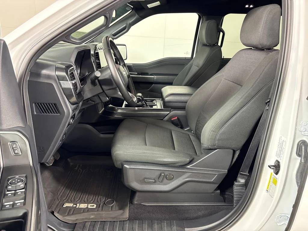 Certified Used 2023 White Ford XLT image 28