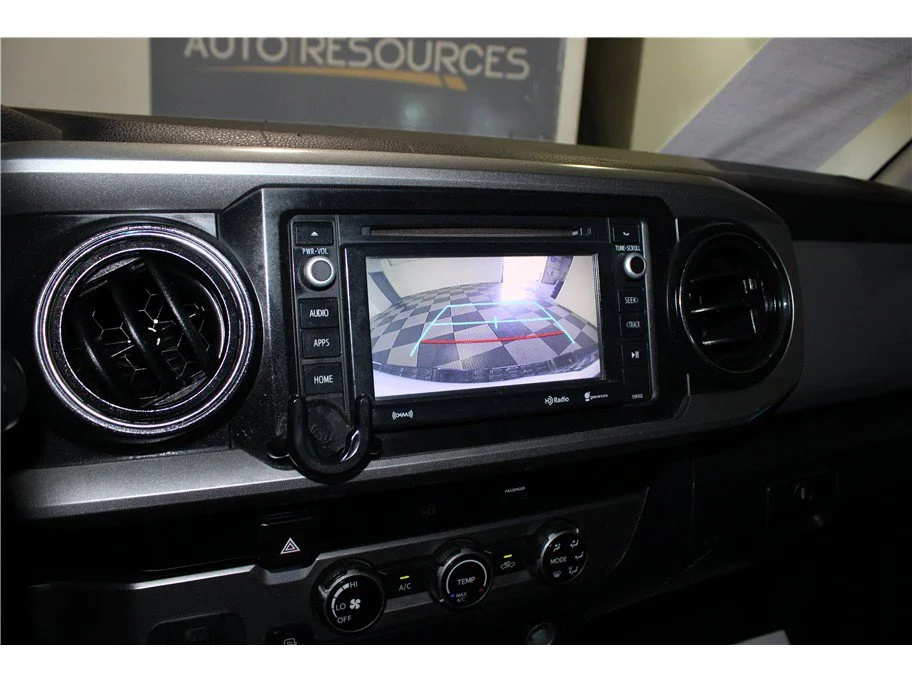 Used 2016 White Toyota SR5 Pickup 4D 5 ft image 24