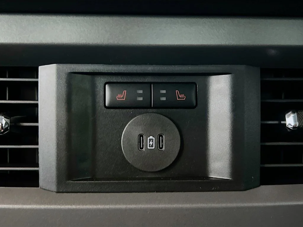New 2026 Carbonized Gray Metallic Ford Lariat image 29