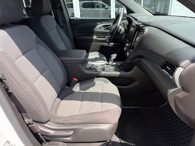 Certified Used 2023 Summit White Chevrolet LT Cloth image 18
