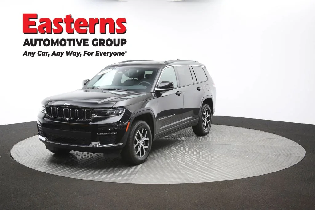 Used 2024 Black Jeep Limited image 57