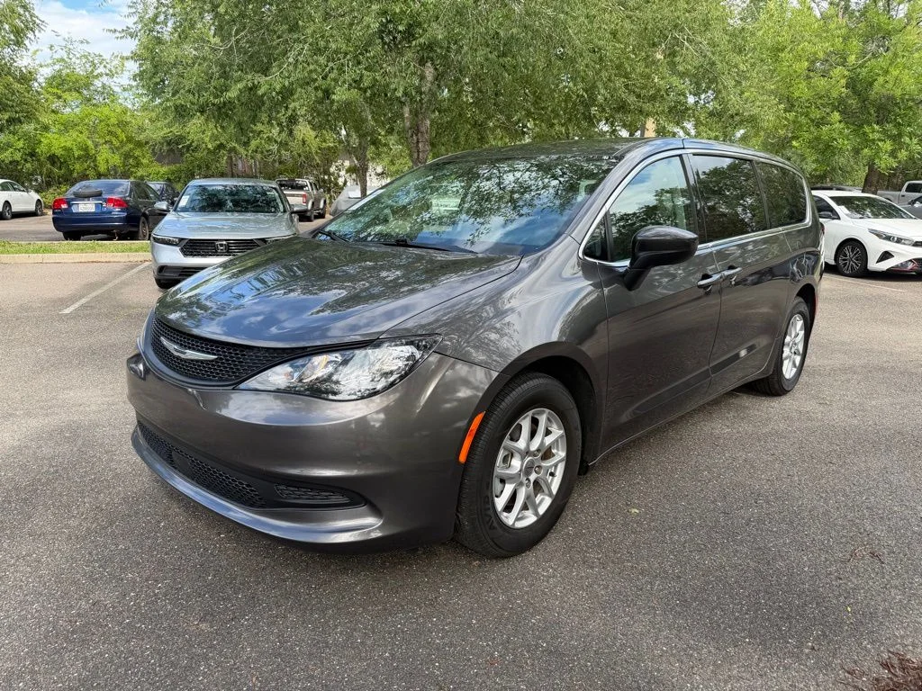 Used 2023 Crystal Metallic Chrysler LX image 3