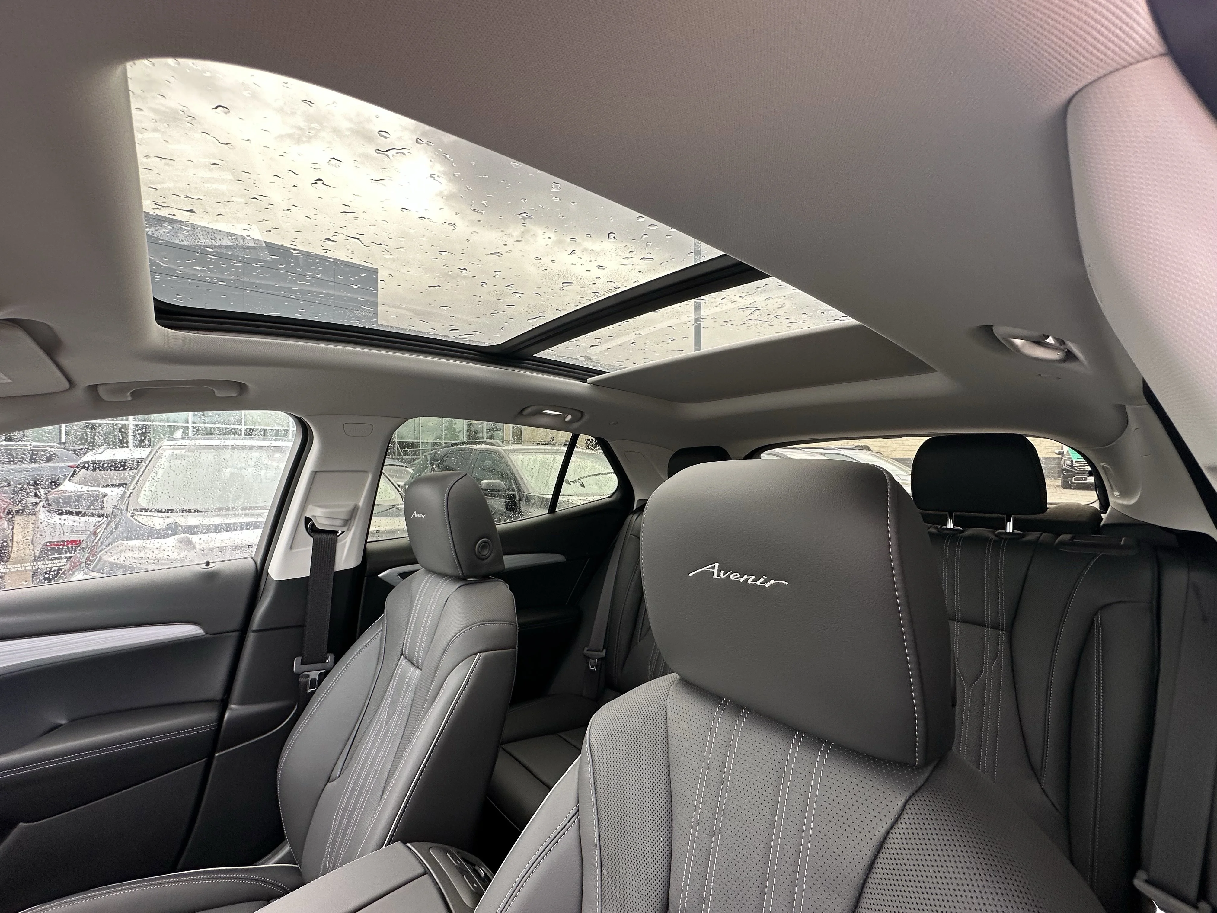 New 2026 Ebony Twilight Metallic Buick Avenir image 17