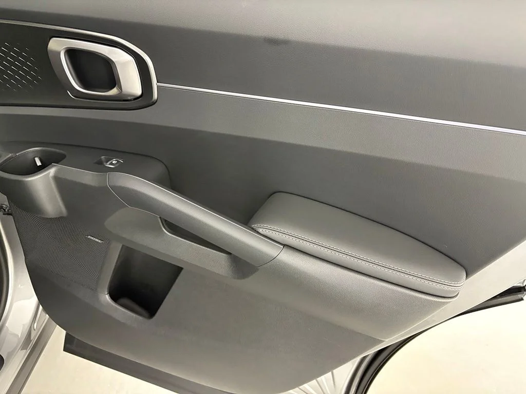 New 2026 Steel Gray Kia EX image 44