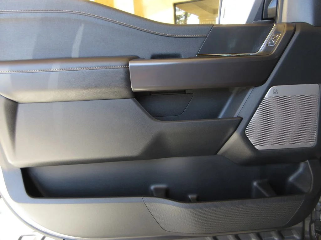 New 2026 Carbonized Gray Metallic Ford Lariat image 10