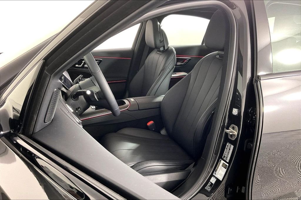 2026 Mercedes-Benz E-Class E350 - Photo 17