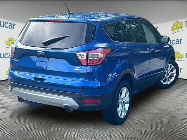 Used 2017 Blue Ford SE image 13