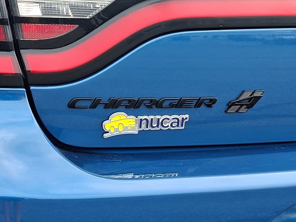 Used 2023  Dodge SXT image 30