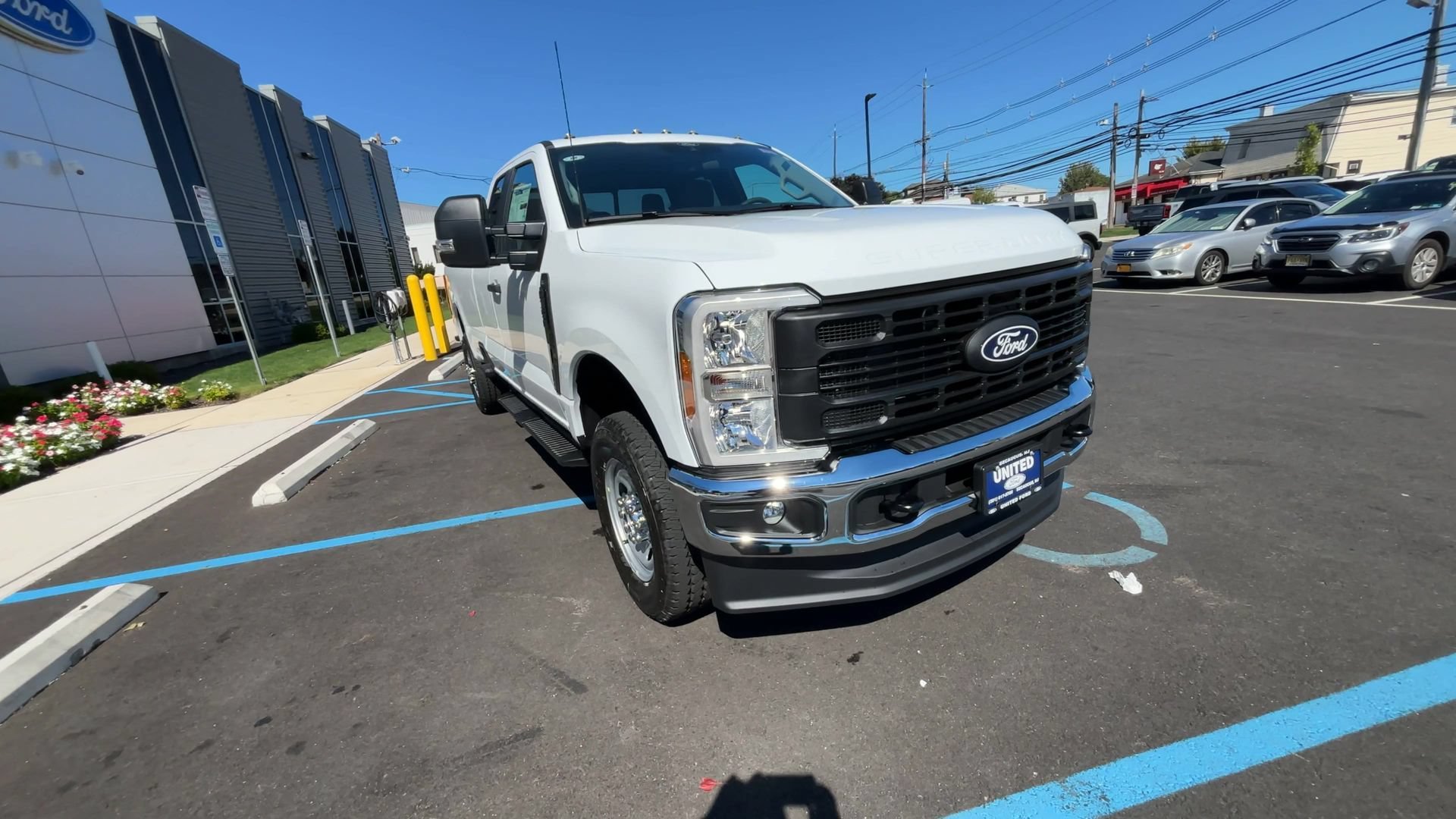 New 2027 Oxford White Ford F-350® XL image 3