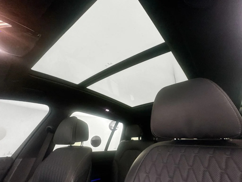 Used 2023 Black BMW xDrive40i image 20