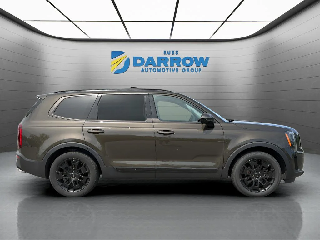 Used 2022 Green Kia SX image 6
