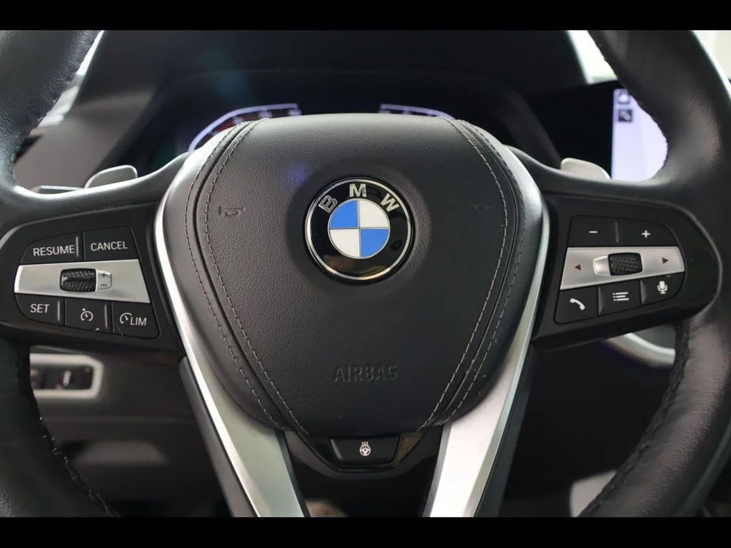Used 2023 White BMW sDrive40i image 24