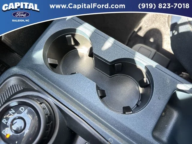Used 2025 White Ford Lariat image 30