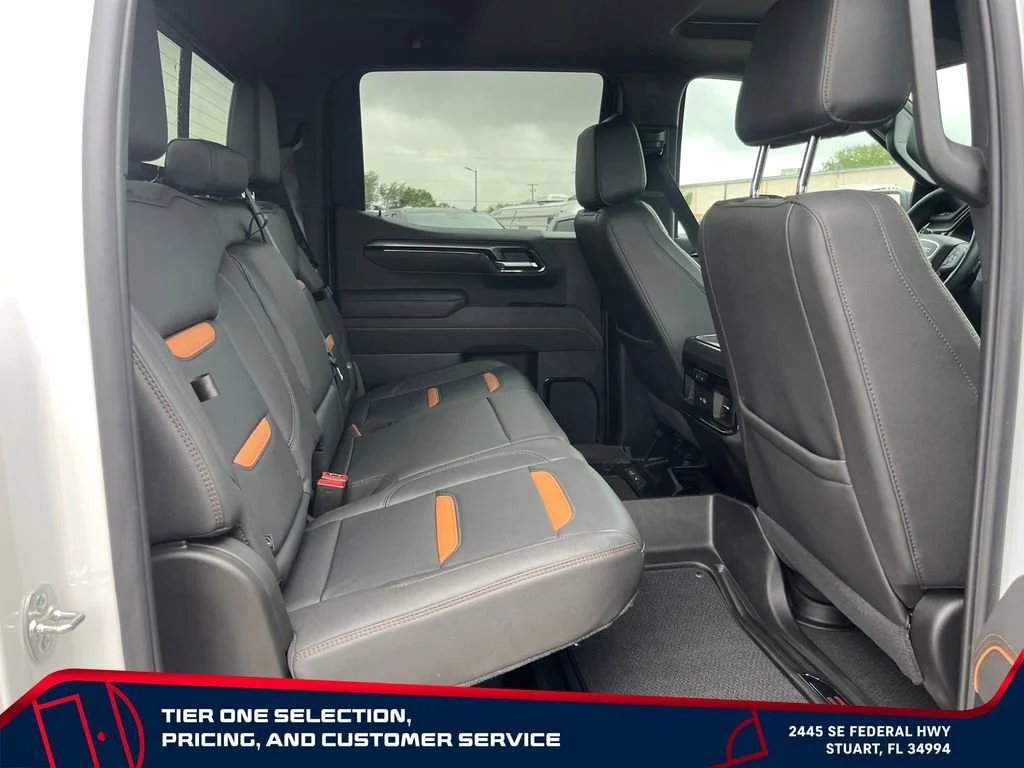 Used 2025 Summit White GMC AT4 image 17