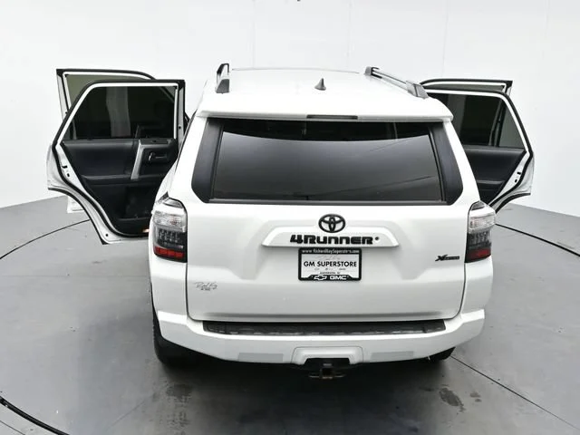 Used 2019 Super White Toyota SR5 image 41