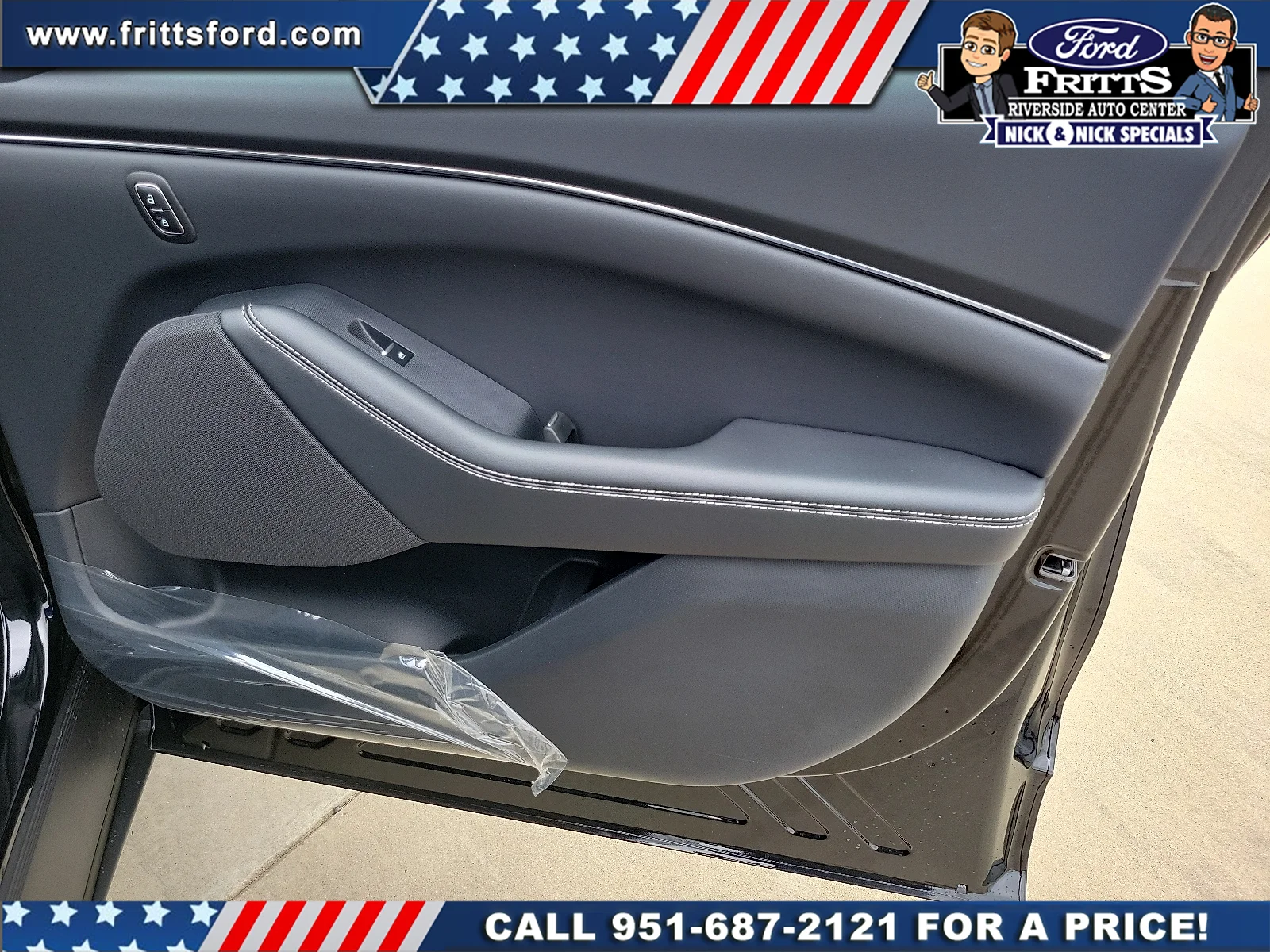 New 2026 Shadow Black Ford Select image 17