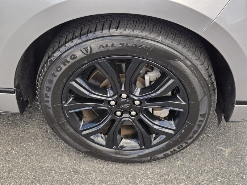 Used 2022 Silver Metallic FORD SE AWD image 20